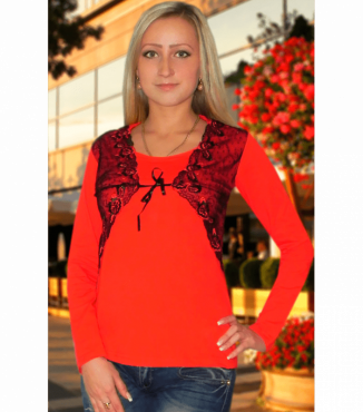 Красивая женская кофта