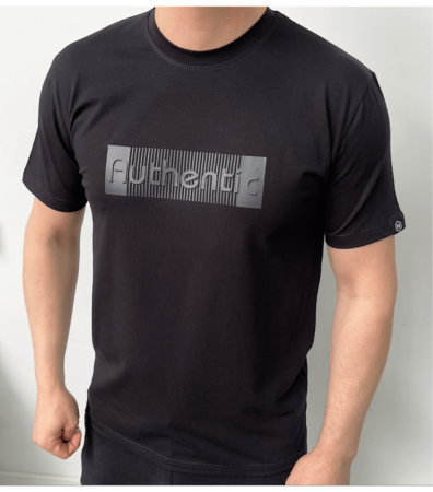 Чоловіча футболка з написом