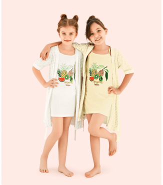 Дитяча нічна сорочка та халат для дівчинки