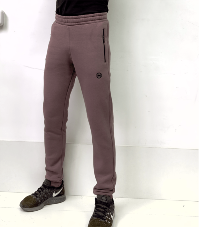 Теплые спортивные штаны на манжетах с вышивкой