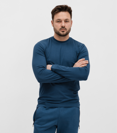 Мужской однотонный лонгслив