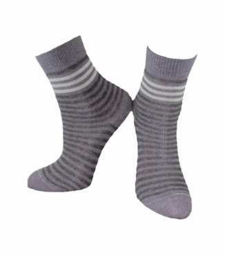 Дитячі шкарпетки у смужку