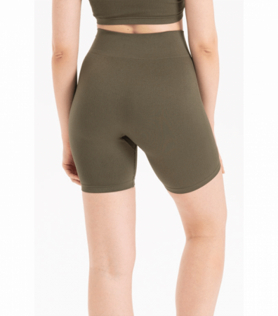 Жіночі безшовні шортики середнього розміру Formeasy