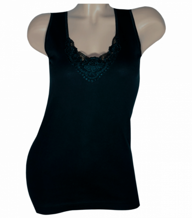 Женская майка на широких бретельках с кружевом