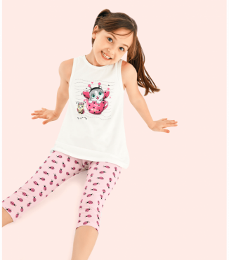 Піжама майка на широких бретелях та капрі з малюнком