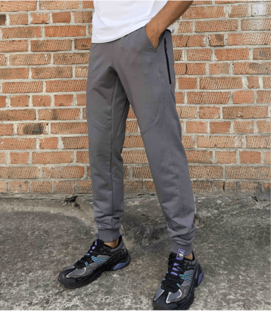 Штани з кишенями