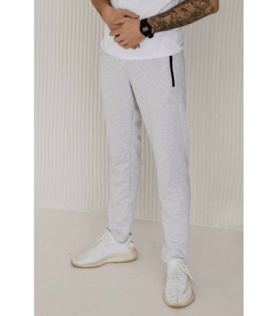 Прямые спортивные штаны без манжетов