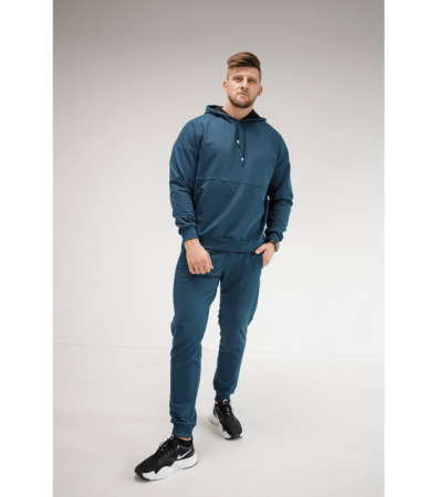 Однотонный мужской спортивный костюм