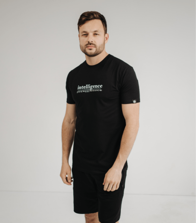 Чоловіча футболка з написом